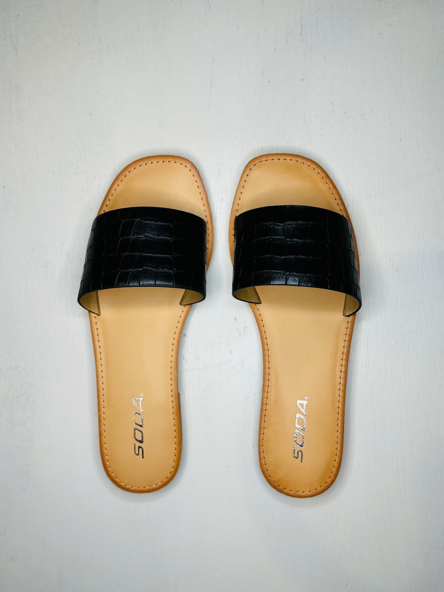 Johana Sandal